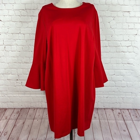 The Limited Collection Women’s Red Ponte Long Bell Sleeve Dress Plus Size 3X - Picture 3 of 10